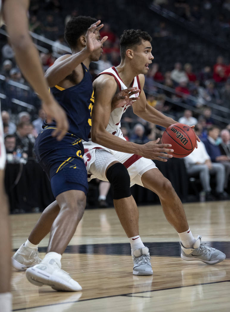Stanford's forward Oscar da Silva (13) looks to pass during the game against University of Cali ...