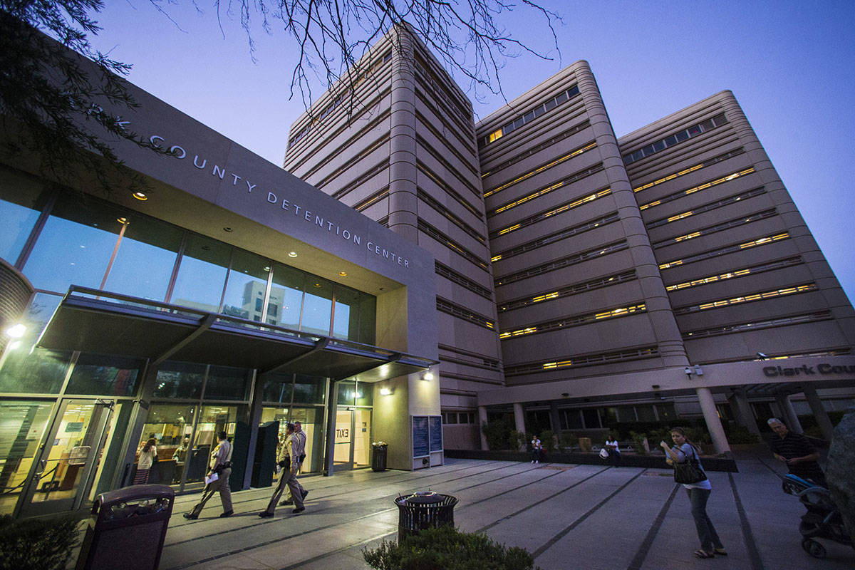 The Clark County Detention Center in downtown Las Vegas (Chase Stevens/Las Vegas Review-Journal)