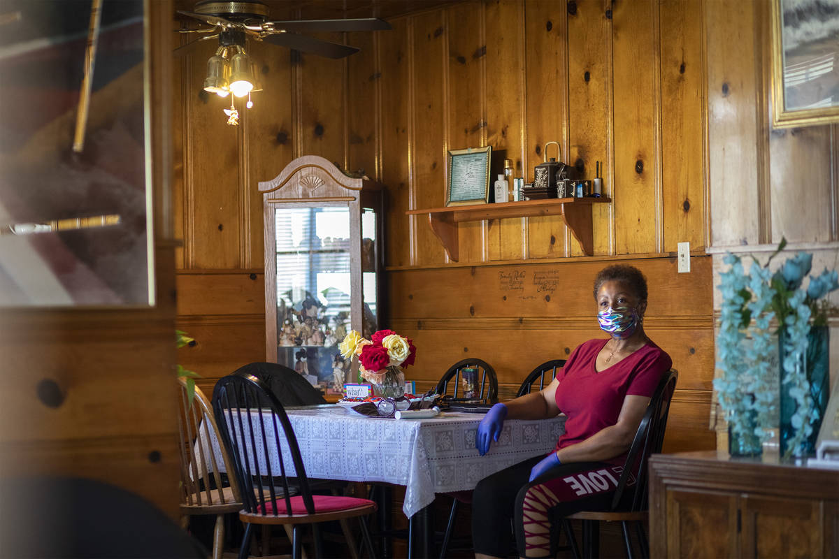 Kismet Evans sits for a portrait at her kitchen table on Thursday, April 16, 2020, in Las Vegas ...