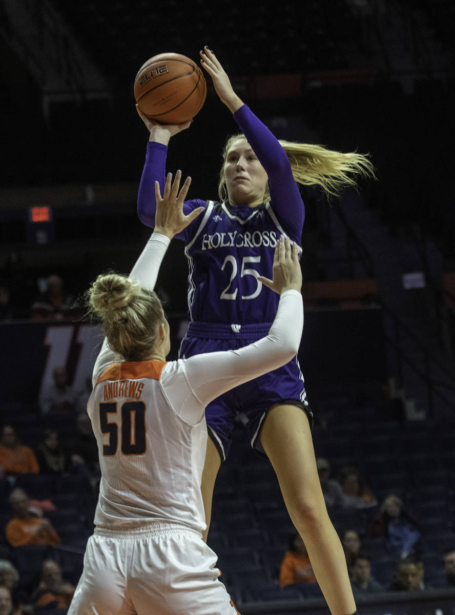 Holy Cross forward Lauren Manis. Courtesy of Holy Cross athletics.