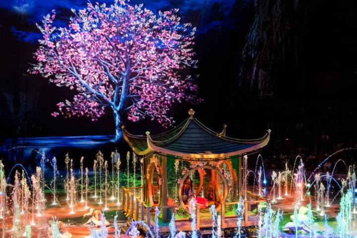 A scene from "The House of Dancing Water" at Macao's City of Dreams resort. (CityOfDreamsMacau.com)