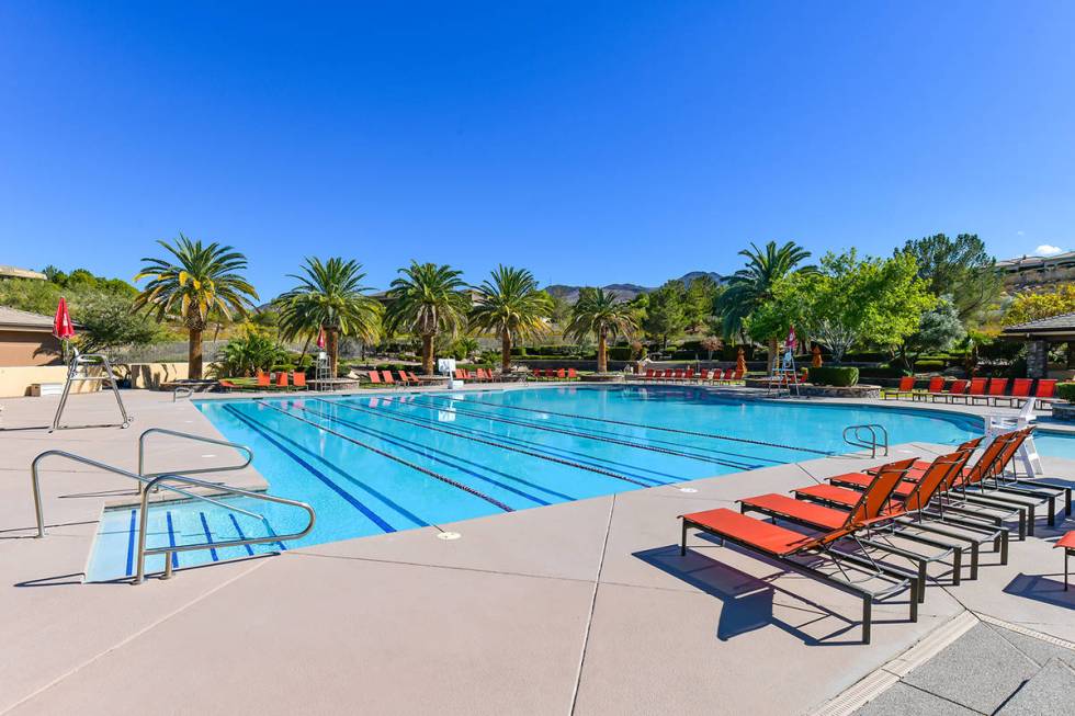 Anthem Country Club has a pool and other amenities. (Huntington & Ellis)