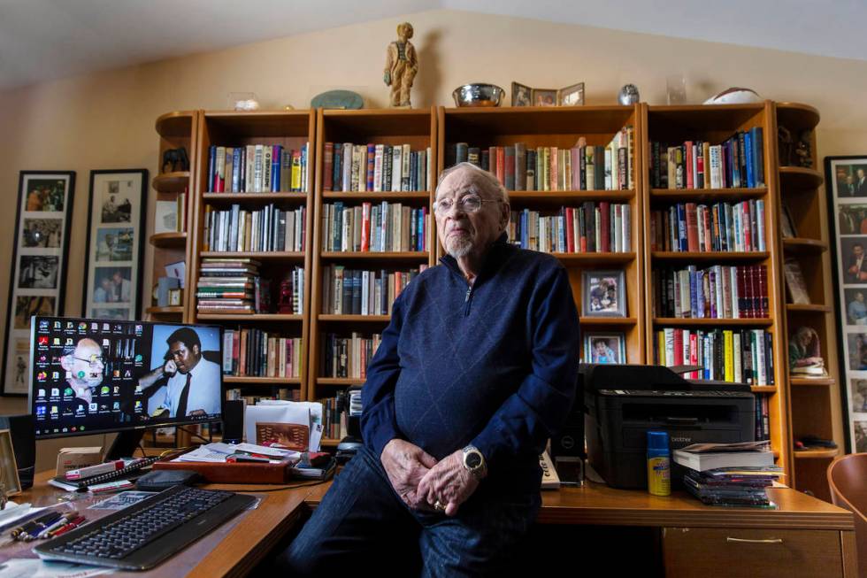 Long-time sports writer Jerry Izenberg at his home in Henderson on Friday, Jan. 31, 2020. (Benj ...