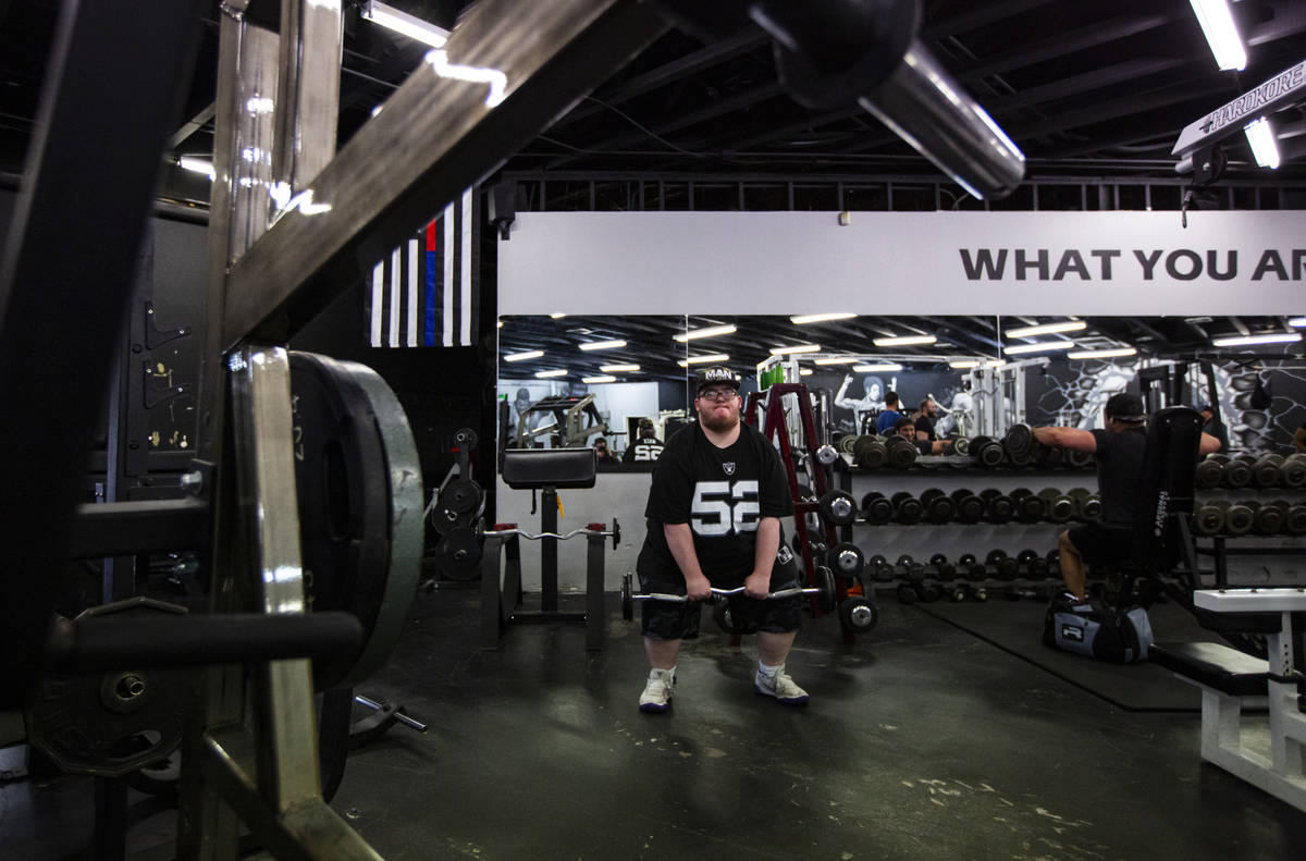 Paul Minor works out at The Lift Factory in Las Vegas on Thursday, Feb. 27, 2020. (Chase Steven ...