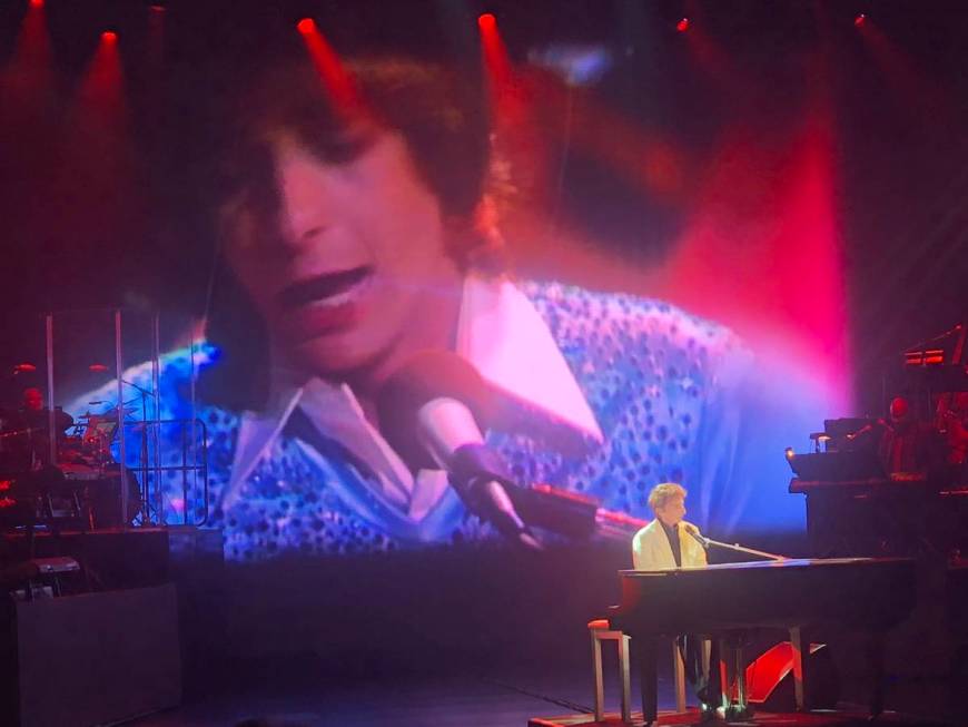 Barry Manilow is shown at International Theater on Thrusday, July 19, 2018. (John Katsilometes/ ...