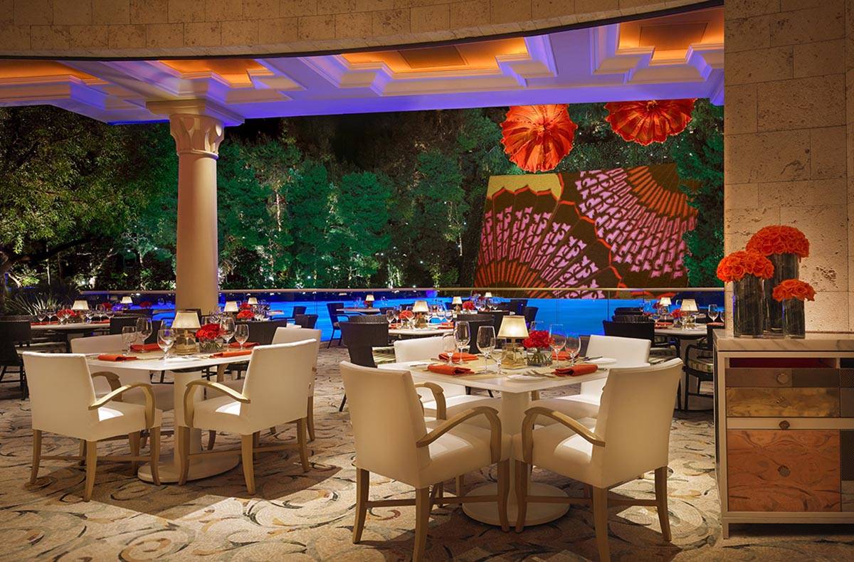 Lakeside overlooks Wynn Las Vegas' Lake of Dreams. (Wynn Las Vegas)