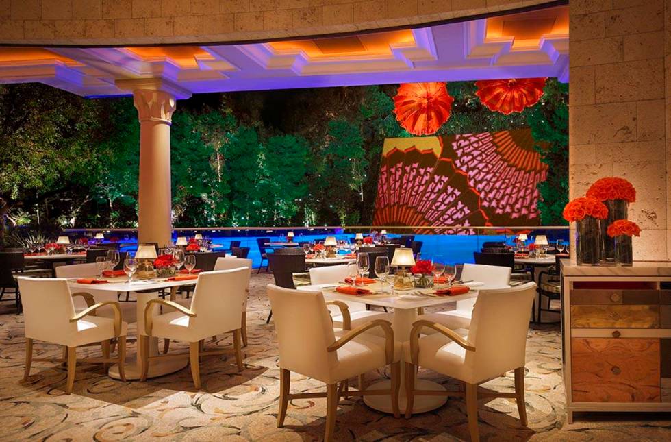 Lakeside overlooks Wynn Las Vegas' Lake of Dreams. (Wynn Las Vegas)