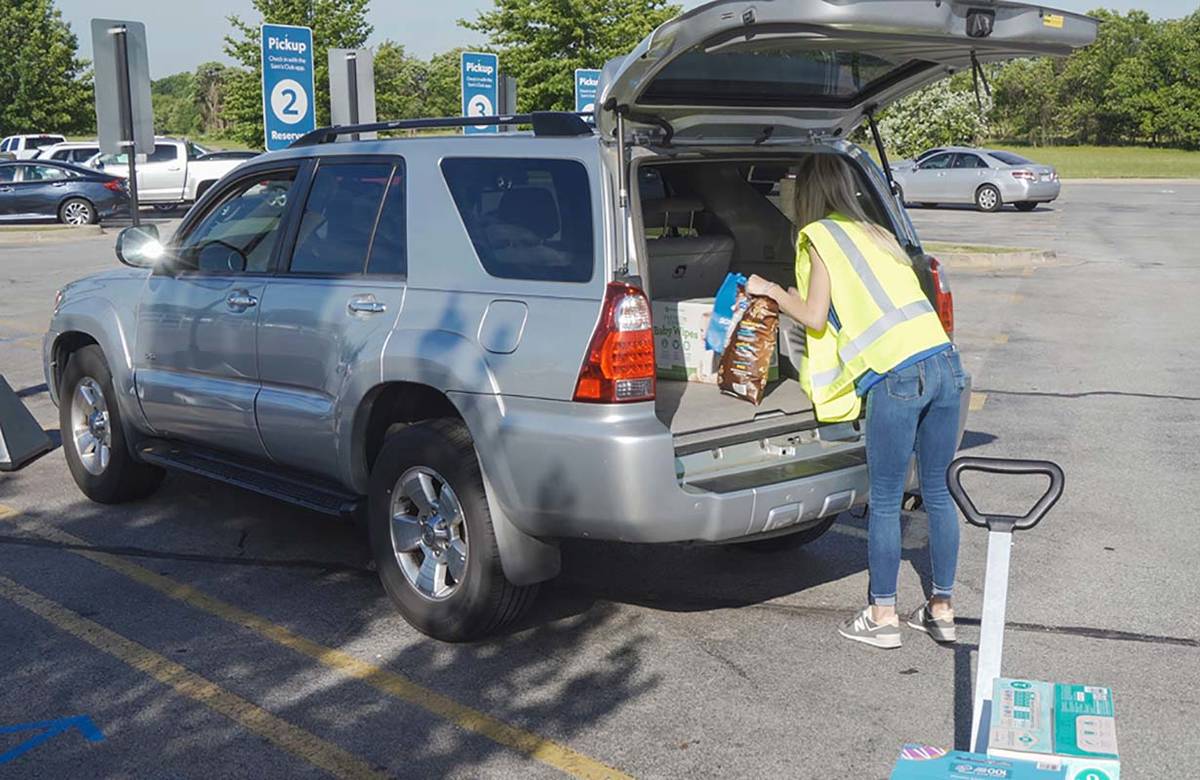 Sam's Club will offer curbside pickup nationwide by the end of June. (Eric Higginbotham/Dentsu ...