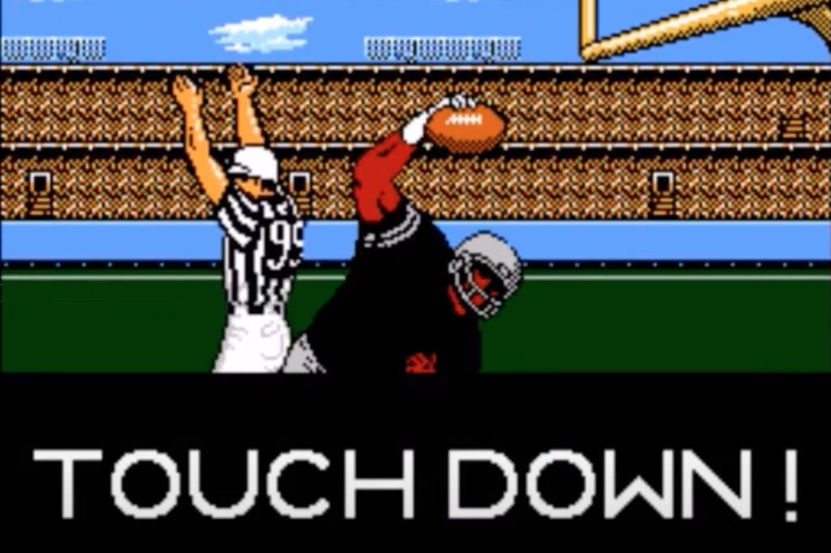 Bo Jackson in Tecmo Bowl (Screenshot/YouTube/TL B)