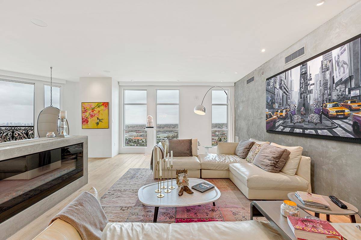 This One Queensridge Place penthouse measures 5,100 square feet. (Luxe Estates & Lifestyles)