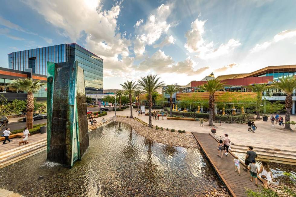 Downtown Summerlin includes an outdoor pedestrian retail center. (Downtown Summerlin)