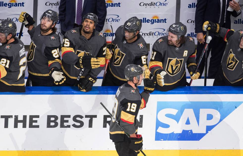 Vegas Golden Knights' Reilly Smith (19) is congratulated for a goal against the Chicago Blackha ...