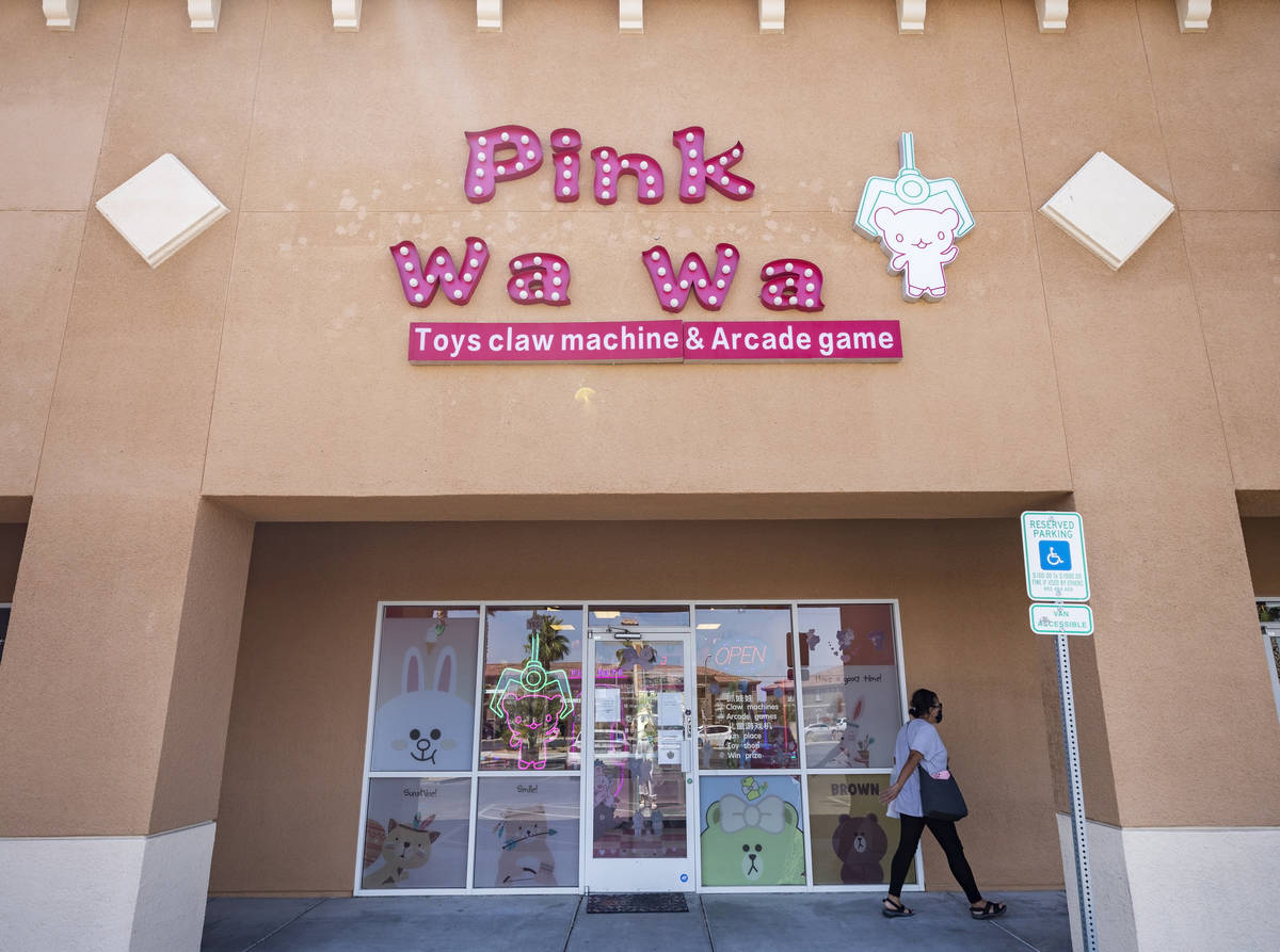 Pink Wa Wa is a new arcade in the Rainbow Shopping Center in Las Vegas. (Elizabeth Brumley/Las ...