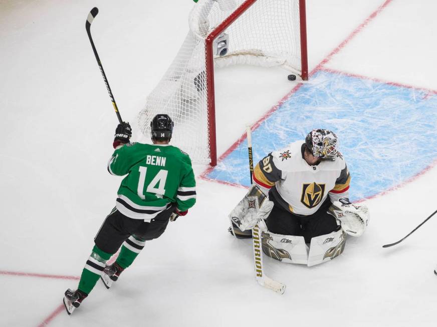 Dallas Stars' Jamie Benn (14) scores on Vegas Golden Knights goalie Robin Lehner (90) during th ...