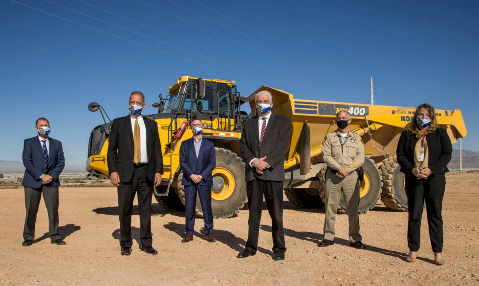 (From left) Greg Korte of The Korte Company, North Las Vegas Mayor John Lee, Executive Director ...