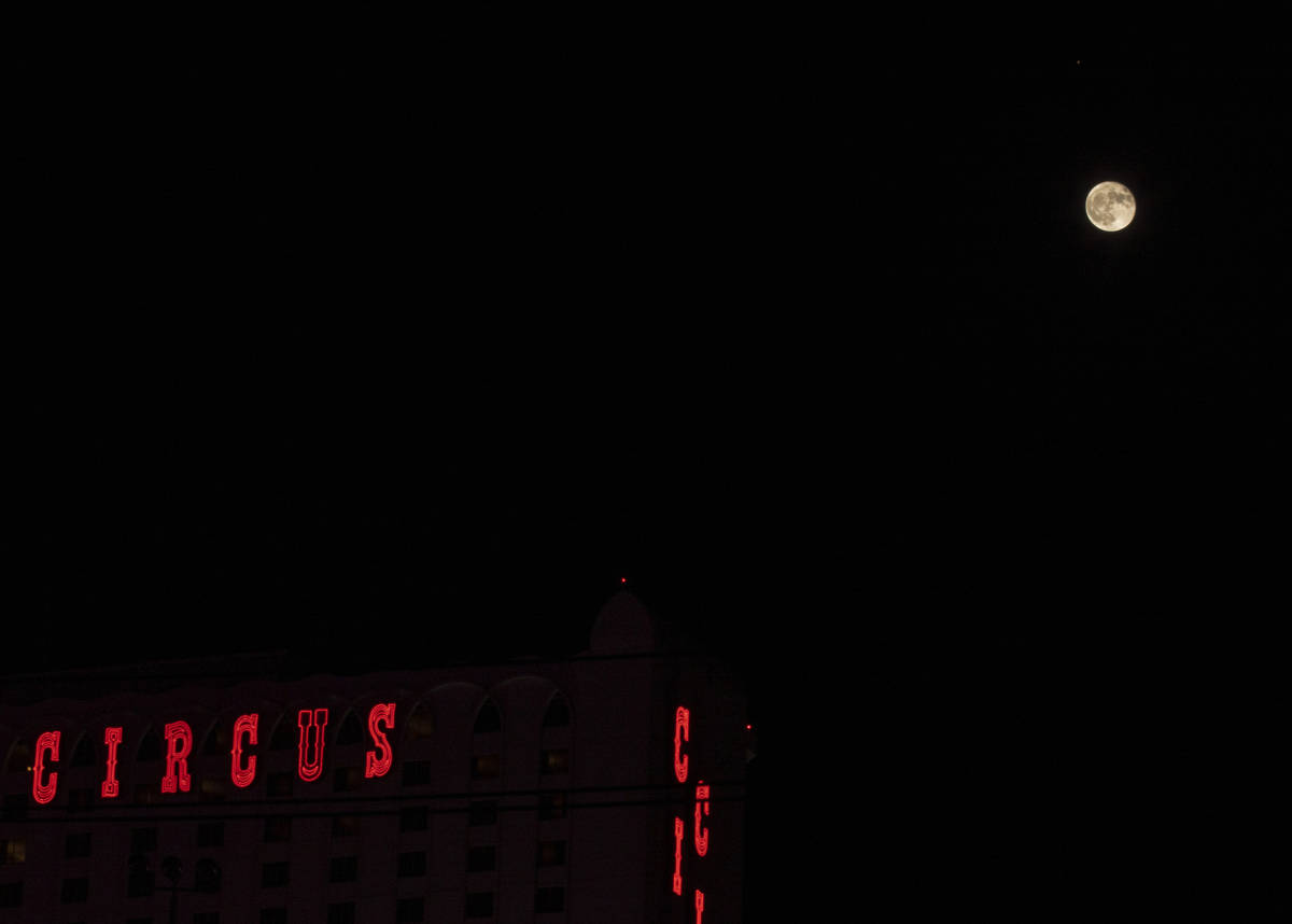 A glimpse of the moon and Mars seen above the Las Vegas Valley on Friday, Oct. 2, 2020. (Elizab ...