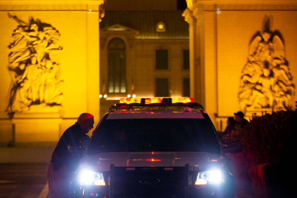 Metropolitan police are present outside Paris Las Vegas following a power outage, which resulte ...