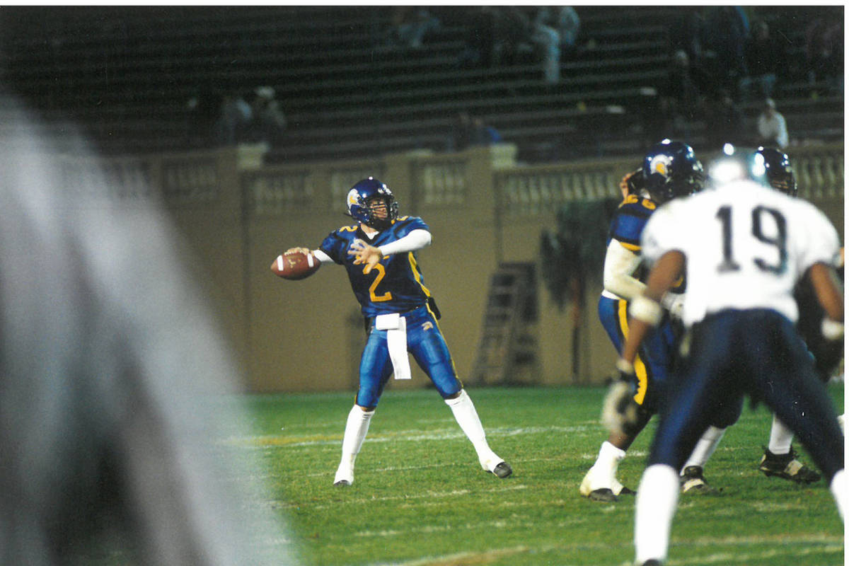 Marcus Arroyo as quarterback for the San Jose Spartans in 2001. (Ron Fried)