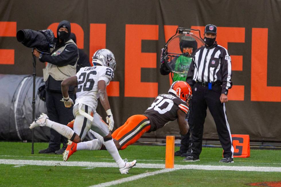 Cleveland Browns wide receiver Jarvis Landry (80) reaches for the end zone after making a catch ...