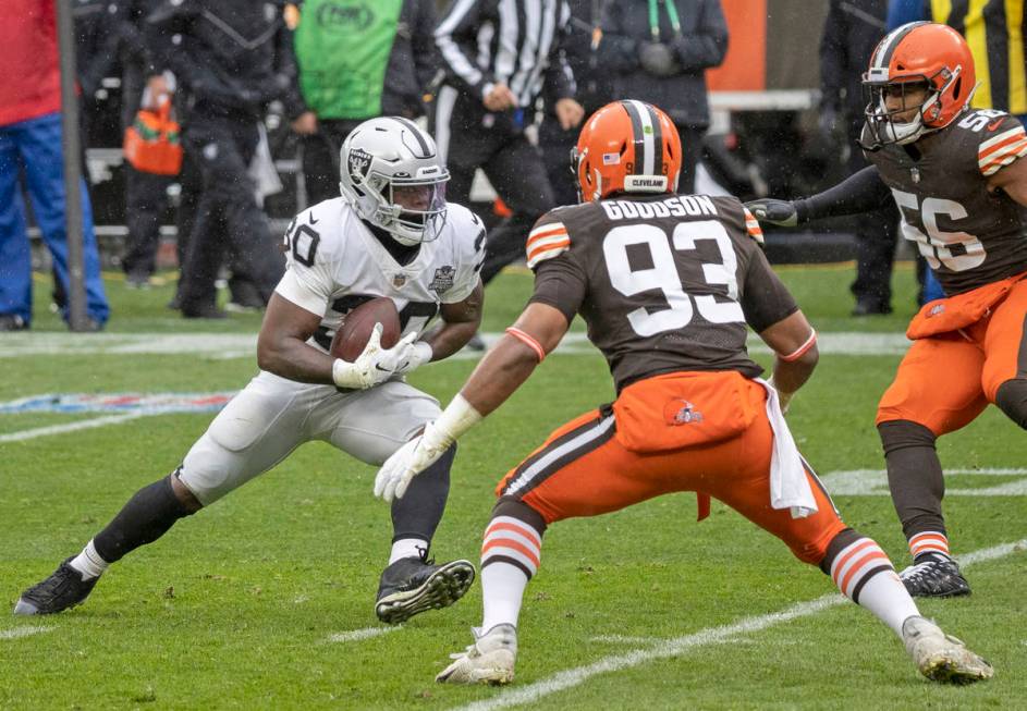 Las Vegas Raiders running back Jalen Richard (30) makes a catch and run against Cleveland Brown ...