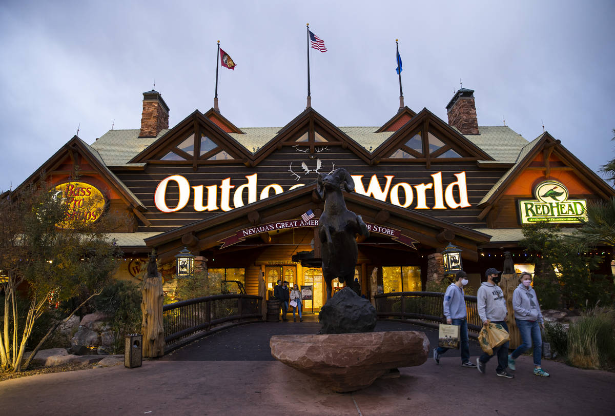 Shoppers leave Bass Pro Shops in Las Vegas on Saturday, Nov. 7, 2020. (Chase Stevens/Las Vegas ...