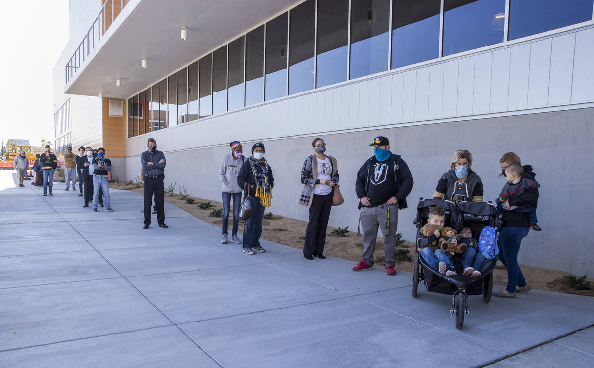 Fans line up to enter for the opening day at the Henderson Silver Knights practice facility wit ...