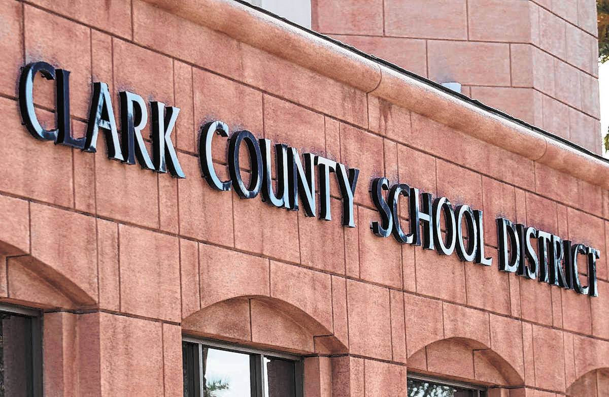 Clark County School District administration building (Las Vegas Review-Journal/File)
