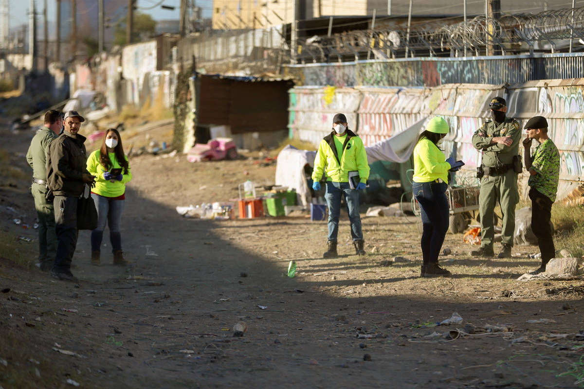 The Metropolitan Police Department's Homeless Outreach Team and case managers from Help of Sout ...