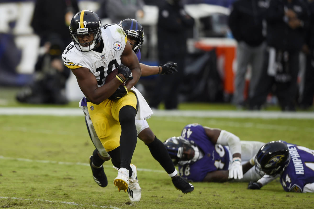 Pittsburgh Steelers JuJu Smith-Schuster during the second half of an NFL football game, Sunday, ...