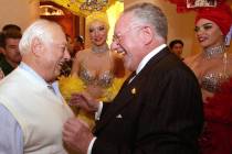 Las Vegas Mayor Oscar Goodman, right, greets former Los Angeles Dodger manager Tommy Lasorda in ...