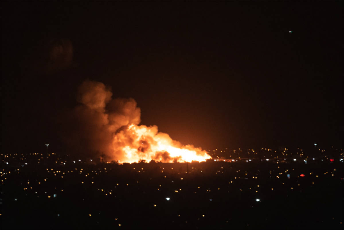 A fire burns in the southwest Las Vegas Valley on Tuesday, Jan. 19, 2021. (Christopher Preciado ...