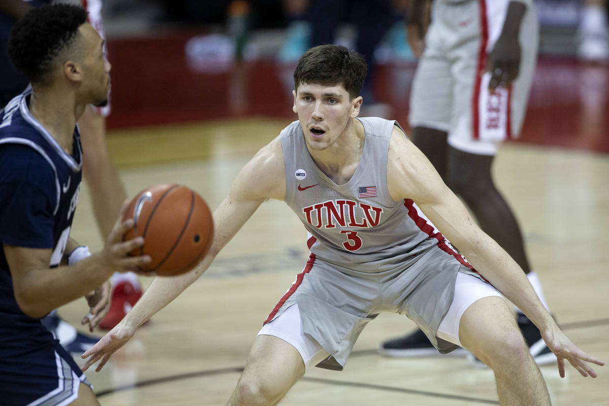 UNLV's guard Caleb Grill (3) eyes the ball while on defense during the second half of a basketb ...