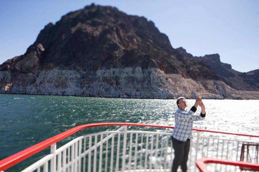 What could be more romantic than a sightseeing cruise on Lake Mead? (Las Vegas Review-Journal)