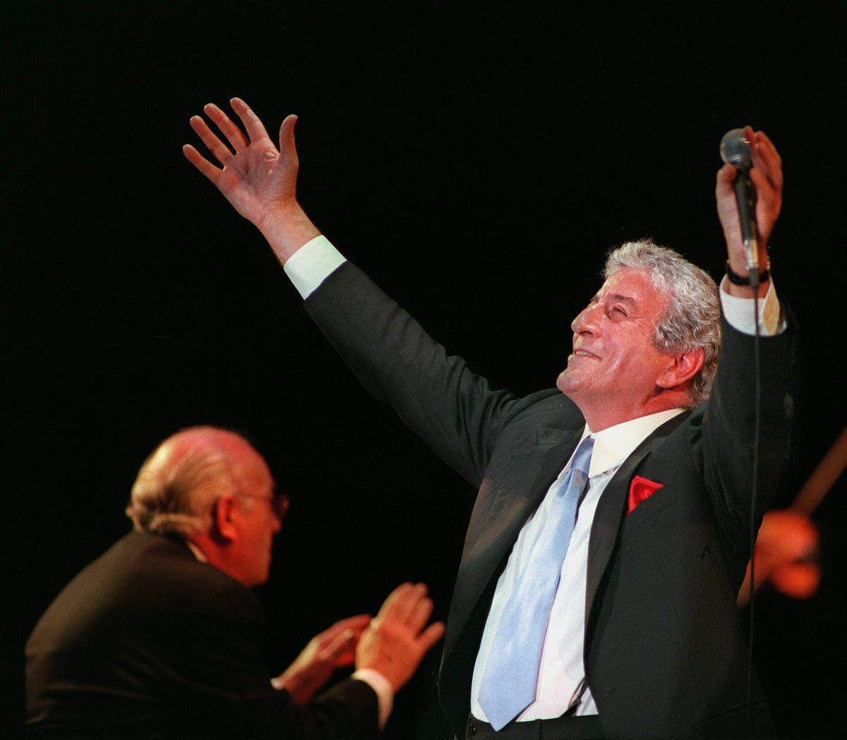 Tony Bennett performs at Caesars Palace in 1996. (Review-Journal file photo)