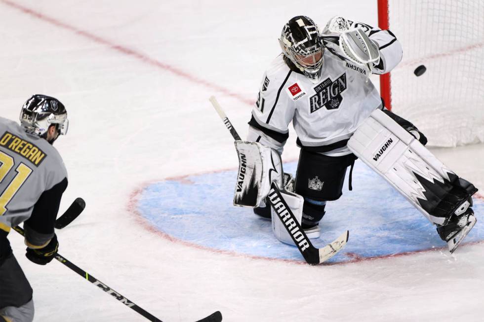 Henderson Silver Knights forward Danny O'Regan (21) shoots for a score against third period of ...