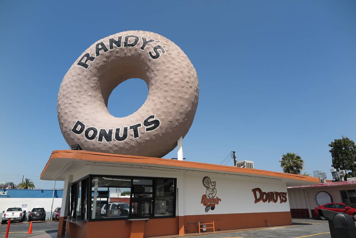 The original Randy's Donuts in Inglewood, Calif. (Randy's Donuts)