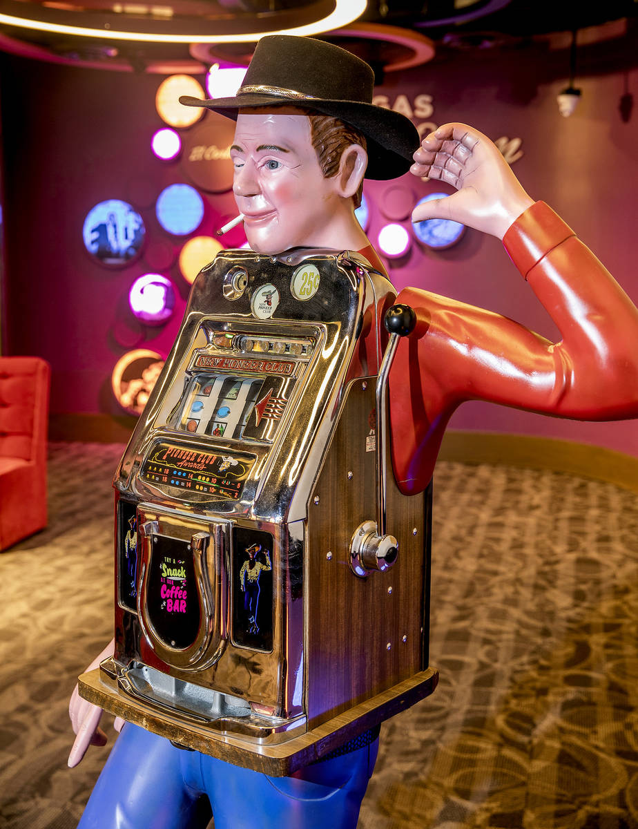Two vintage slot machines will go on display at The Mob Museum beginning March 1. (The Mob Museum)
