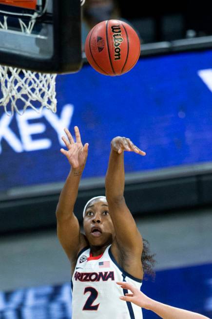 Arizona Wildcats guard Aari McDonald (2) shoots a point during the first half of an NCAA colleg ...