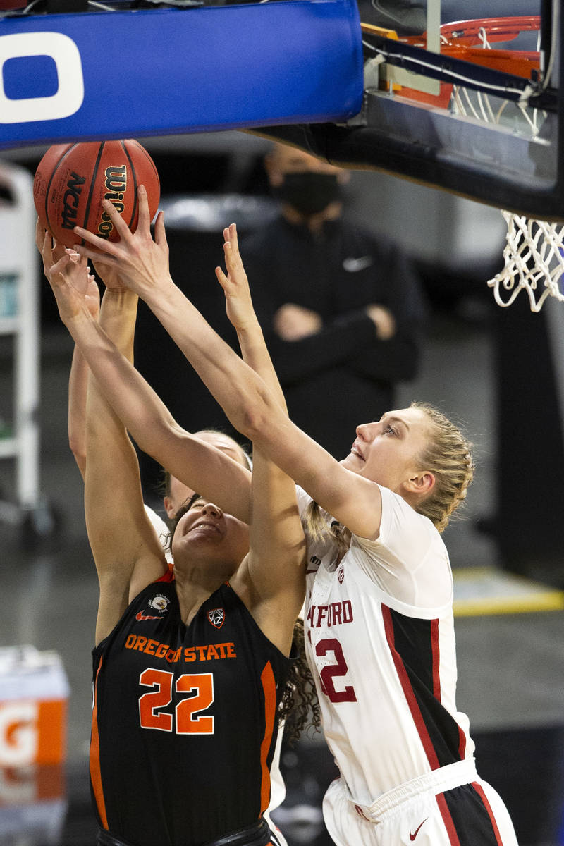 Stanford Cardinal forward Cameron Brink (22) and Oregon State Beavers guard Talia Von Oelhoffen ...