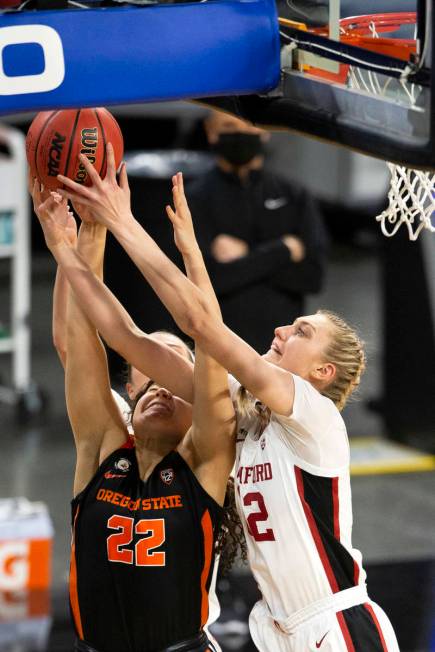 Stanford Cardinal forward Cameron Brink (22) and Oregon State Beavers guard Talia Von Oelhoffen ...