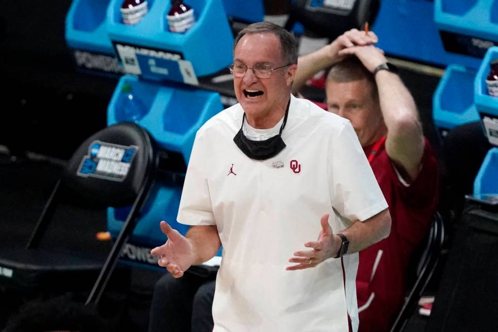 Oklahoma head coach Lon Kruger reacts during the first half of a first-round game against Misso ...