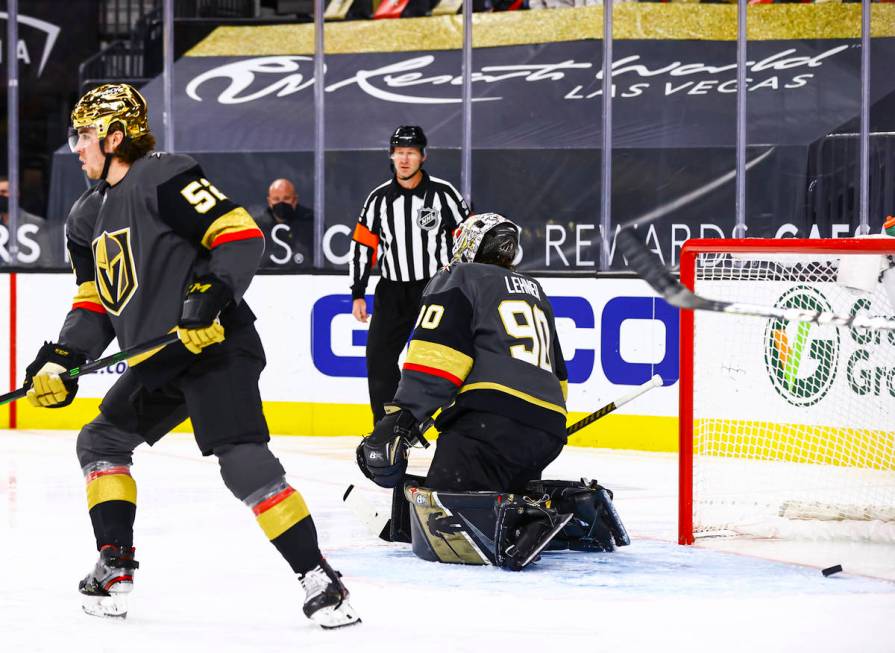 Golden Knights goaltender Robin Lehner (90) gives up a goal to the Los Angeles Kings during the ...