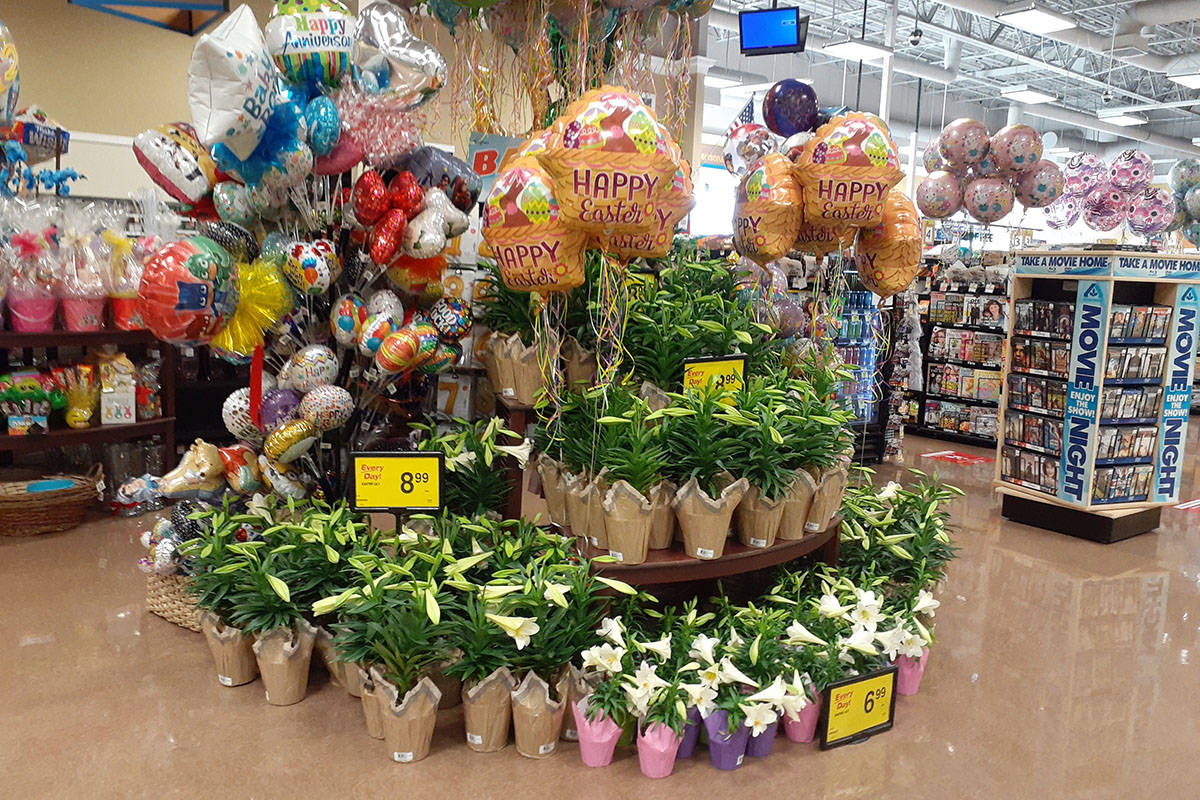 An Easter lily display at an Albertson's store in Henderson on Tuesday, March 30, 2021. (Marvin ...