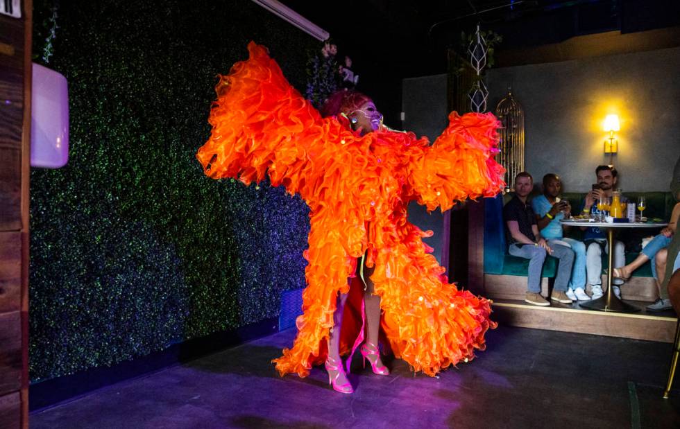 Drag queen Coco Montrese performs during the "Bottomless Drag Brunch" show at The Gar ...