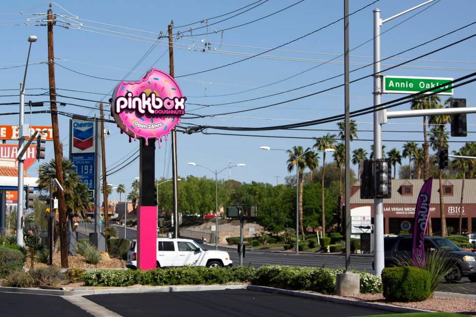 A new Pinkbox Doughnuts opens Saturday at the intersection of East Sunset Road and Annie Oakley ...