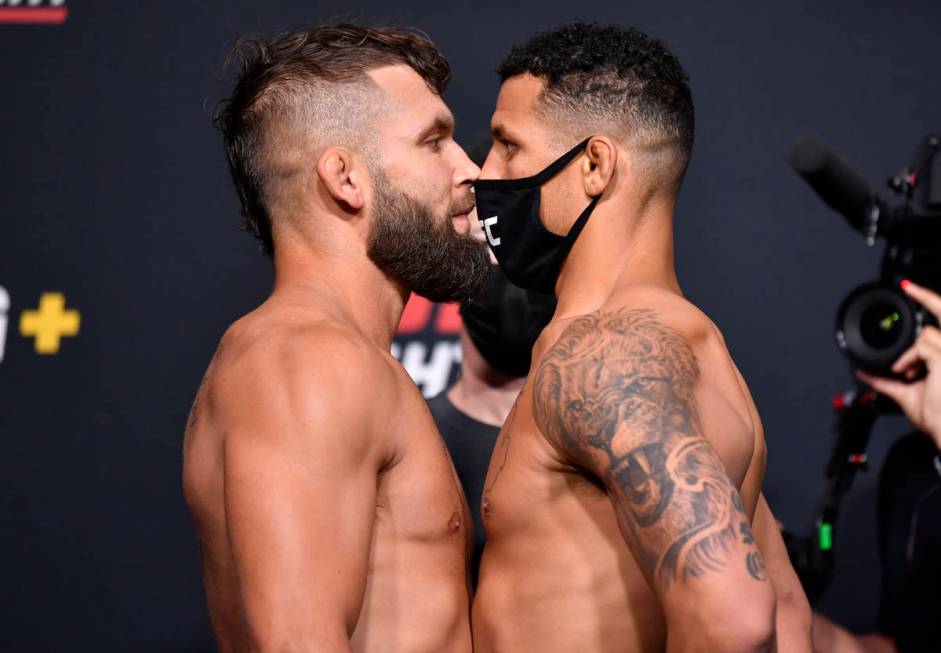 LAS VEGAS, NEVADA - APRIL 16: (L-R) Opponents Jeremy Stephens and Drakkar Klose face off during ...