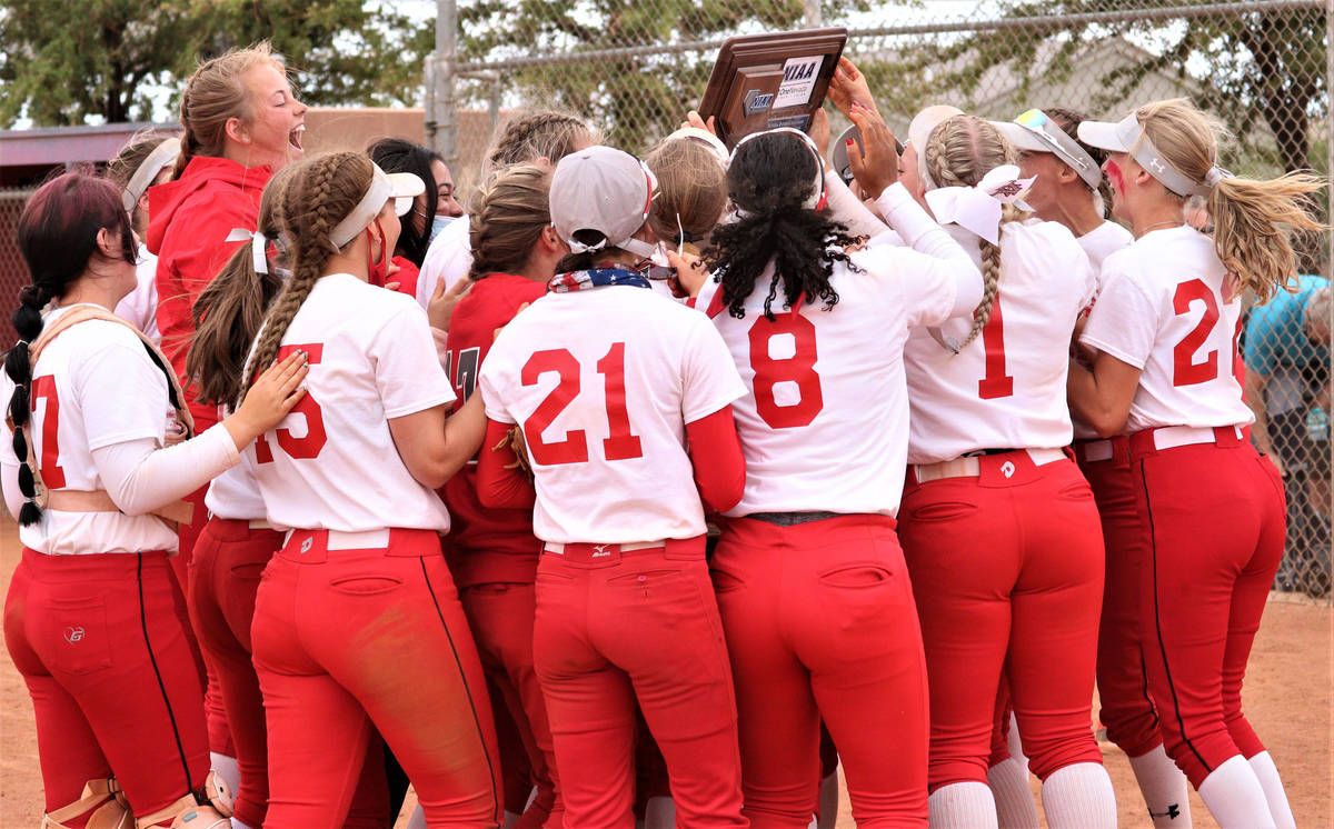 Arbor View celebrates with the Class 5A Southern Region tournament championship trophy after be ...