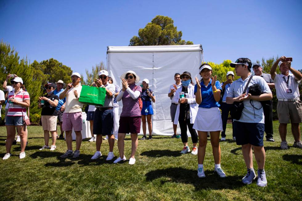 The gallery cheers at the start of the championship round of the Bank of Hope LPGA Match Play a ...
