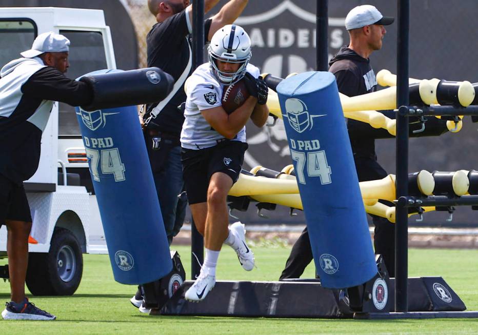 Raiders wide receiver Hunter Renfrow runs through drills during NFL football practice at Raider ...