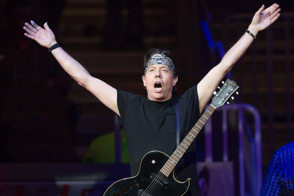 George Thorogood & The Destroyers headline Night 1 of the five-day 2016 Built Ford Tough Profes ...